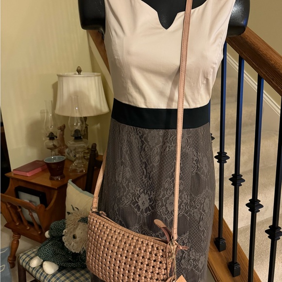 892-ARTT New Light Brown Woven Made In India Crossbody Purse Genuine Leather NWT - Picture 12 of 16